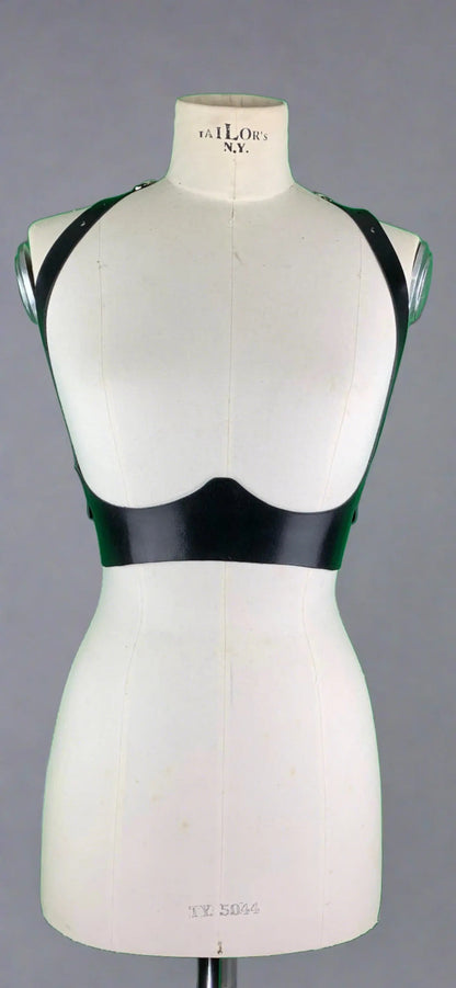 Giulia UglyMilano harness