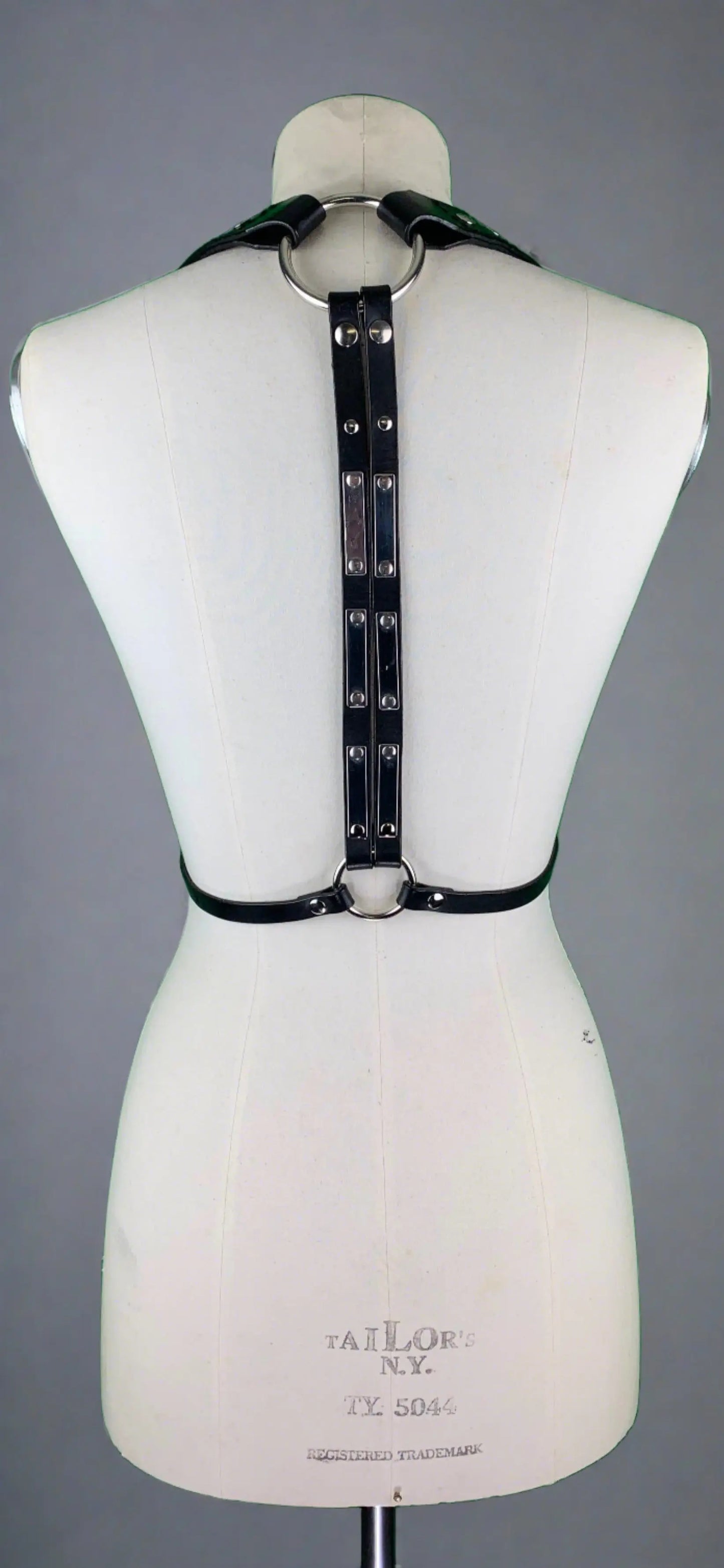 Jo UglyMilano harness